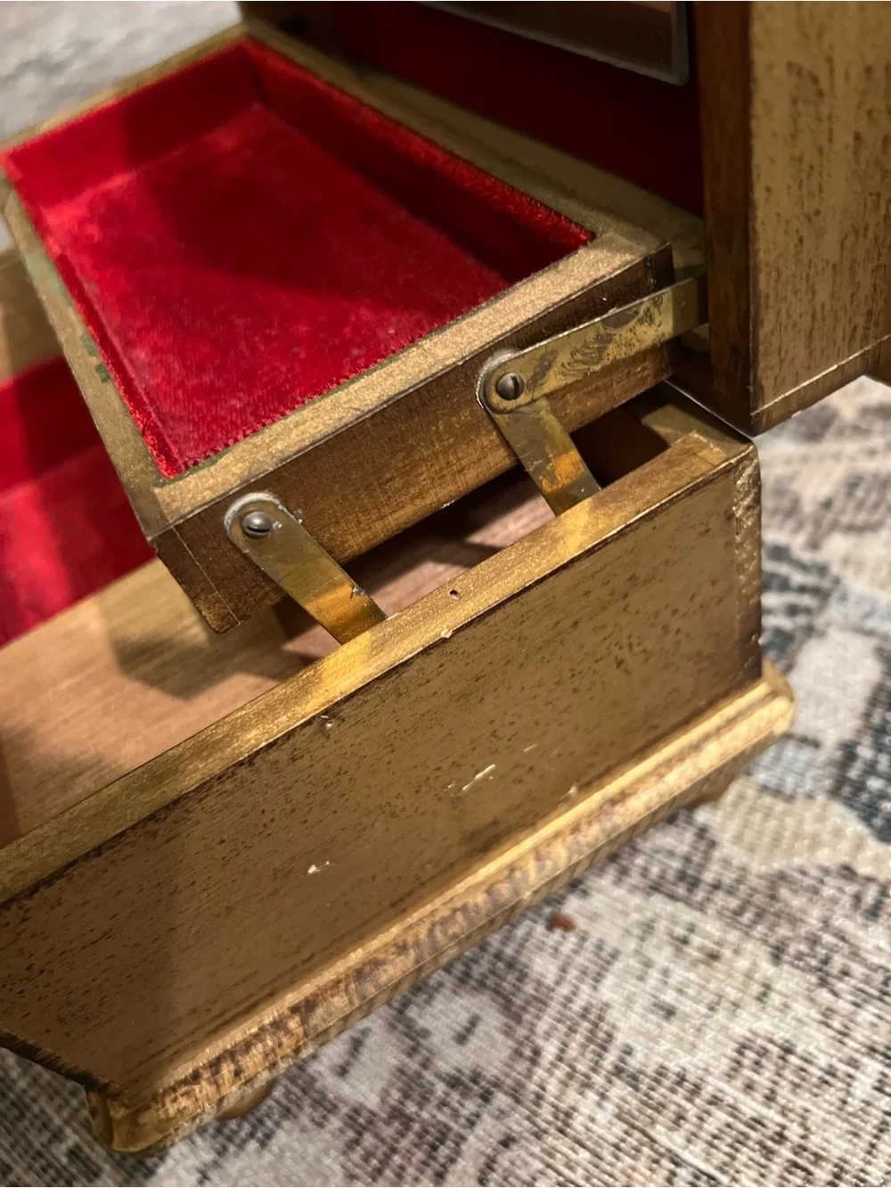 Vintage Italian Florentine Gold Jewelry Box with Zodiac Constellation Lid